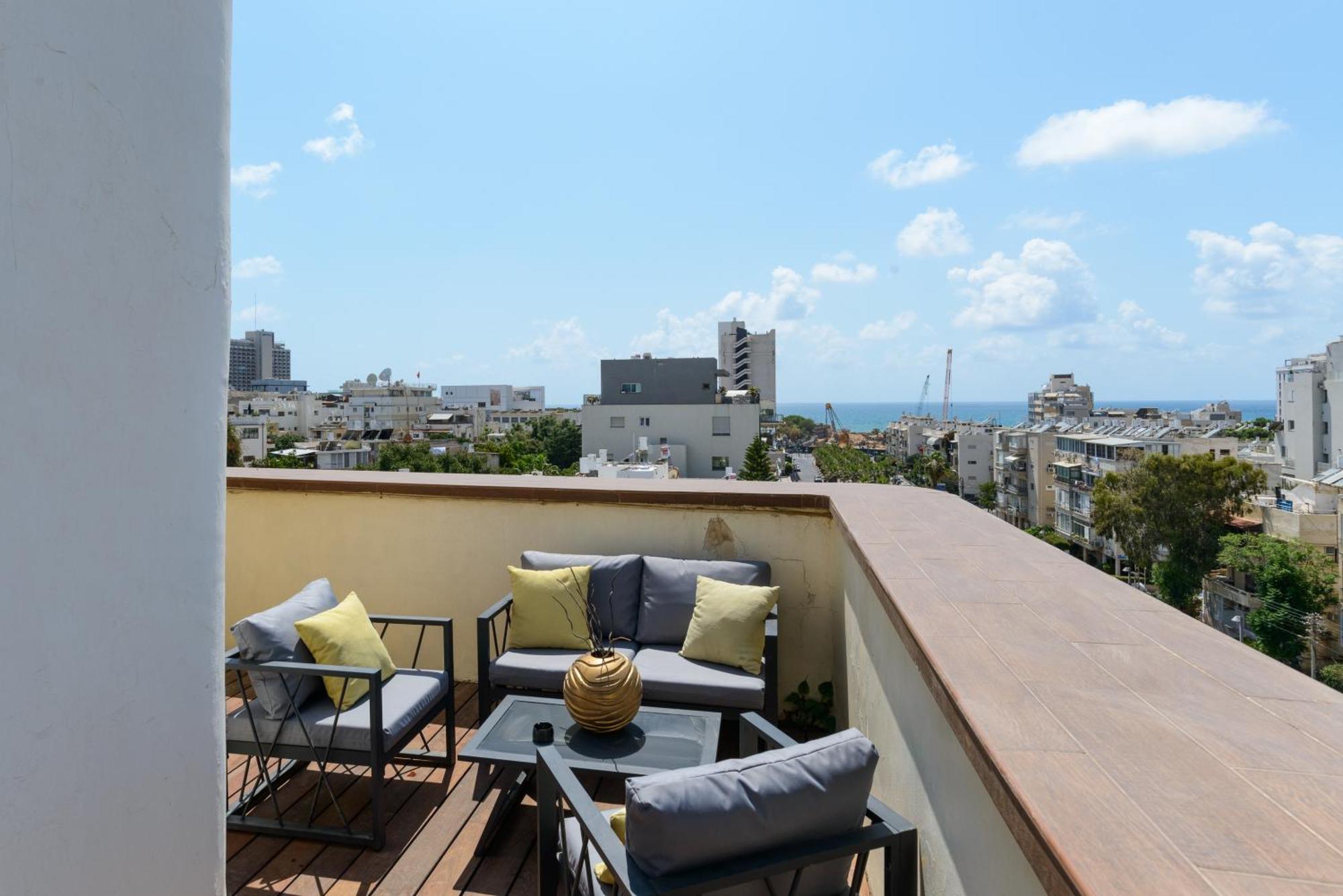 Penthouse With Panoramic View By Feelhome Tel Aviv Exteriör bild
